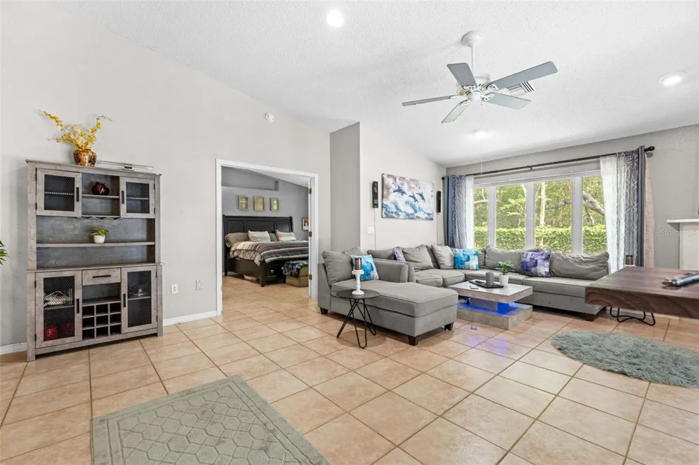 9354 MISSISSIPPI RUN Weeki Wachee, FL 34613