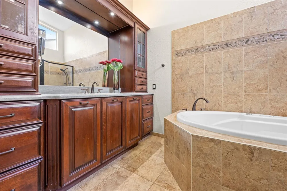 9354 MISSISSIPPI RUN Weeki Wachee, FL 34613