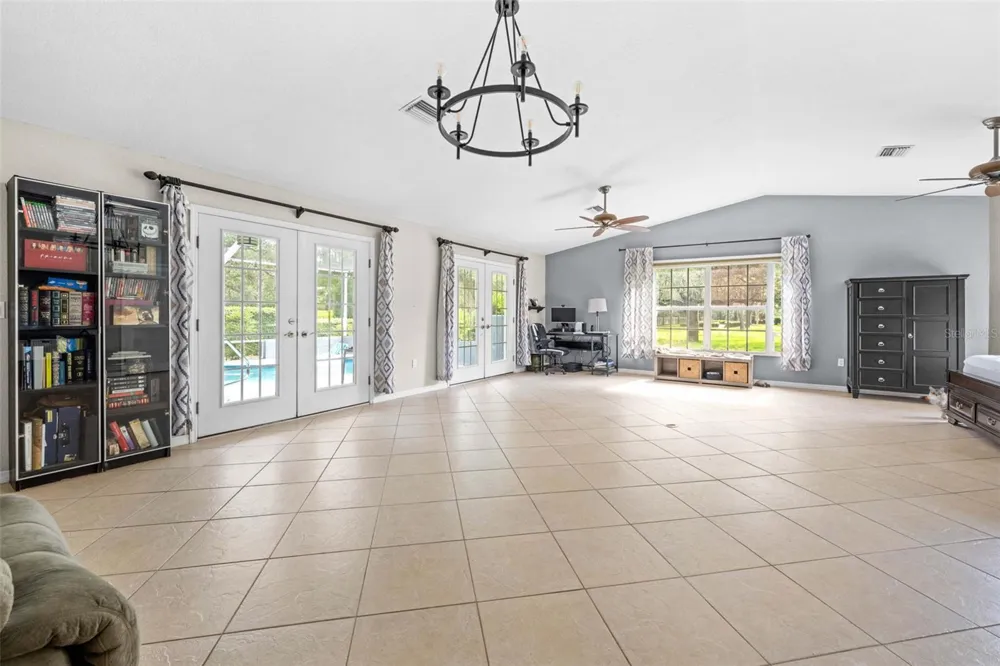 9354 MISSISSIPPI RUN Weeki Wachee, FL 34613