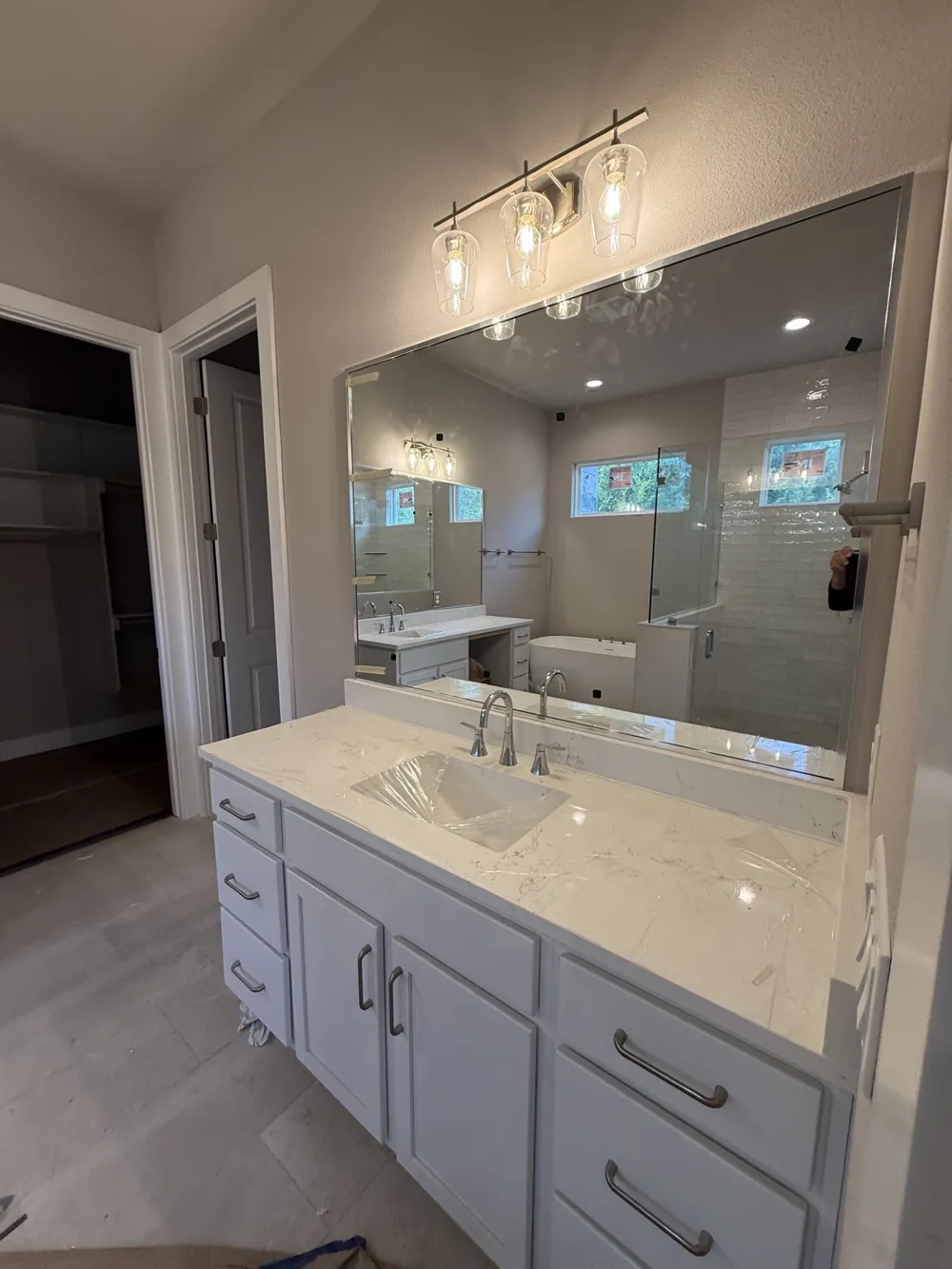 127 Riparian Elm Road Bertram, TX 78605