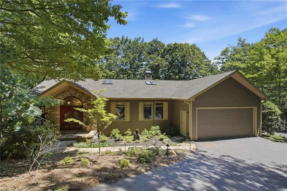 532 Cherokee Trail Big Canoe, GA 30143