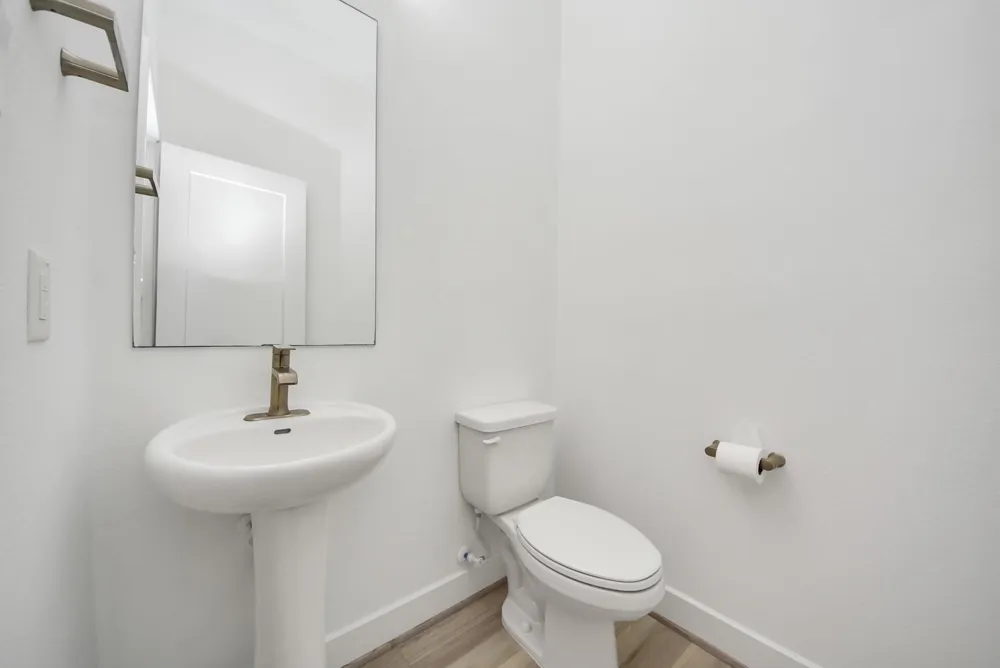 18716 Centro Main Street #B Shenandoah, TX 77385