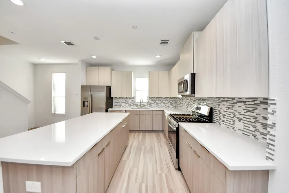18716 Centro Main Street #B Shenandoah, TX 77385