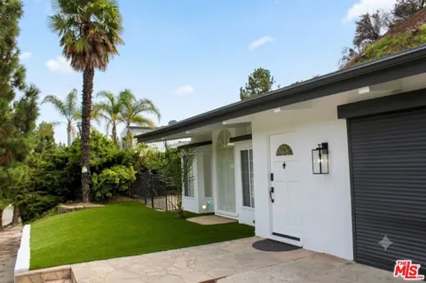 1265 Bienveneda Avenue