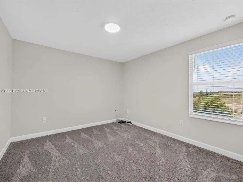 1152 Trappers Trail Loop Davenport, FL 33896