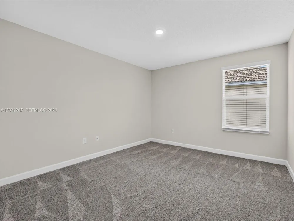 1152 Trappers Trail Loop Davenport, FL 33896