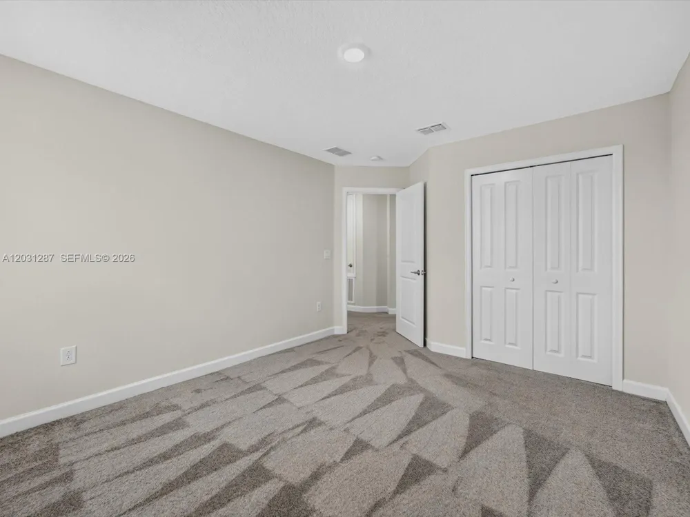 1152 Trappers Trail Loop Davenport, FL 33896