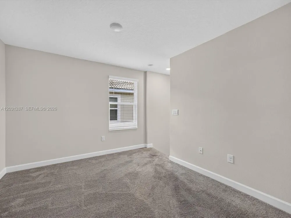 1152 Trappers Trail Loop Davenport, FL 33896