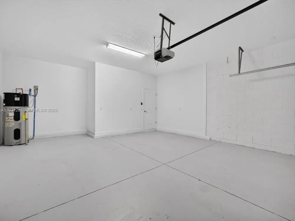 1152 Trappers Trail Loop Davenport, FL 33896