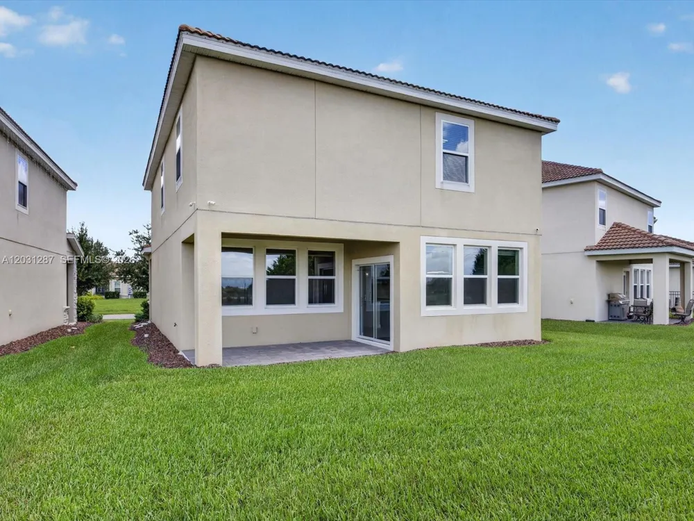 1152 Trappers Trail Loop Davenport, FL 33896