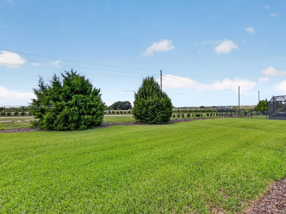 1152 Trappers Trail Loop Davenport, FL 33896