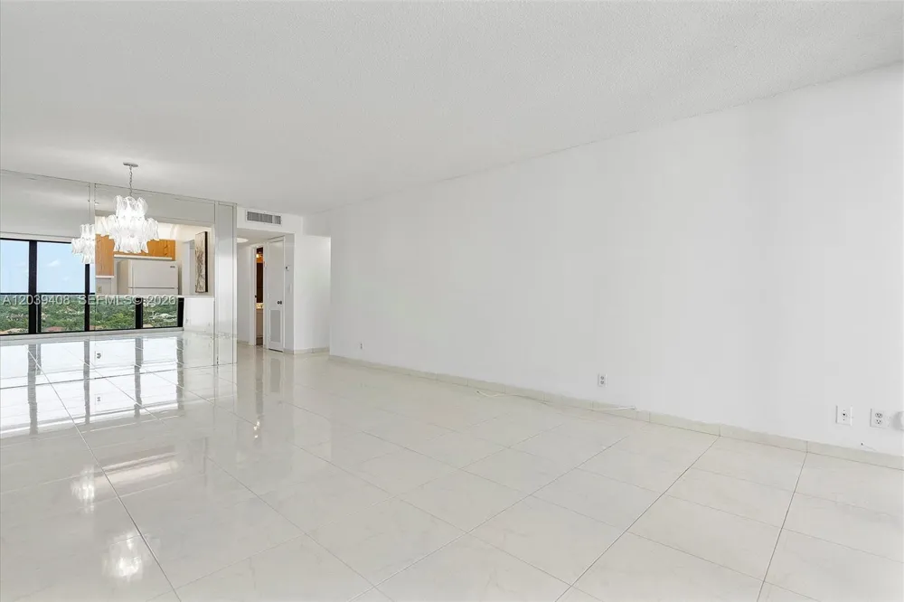 2301 S Ocean Dr #1406 Hollywood, FL 33019
