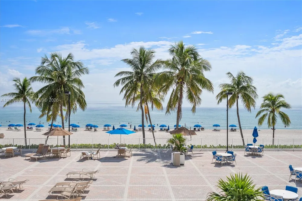 2301 S Ocean Dr #1406 Hollywood, FL 33019