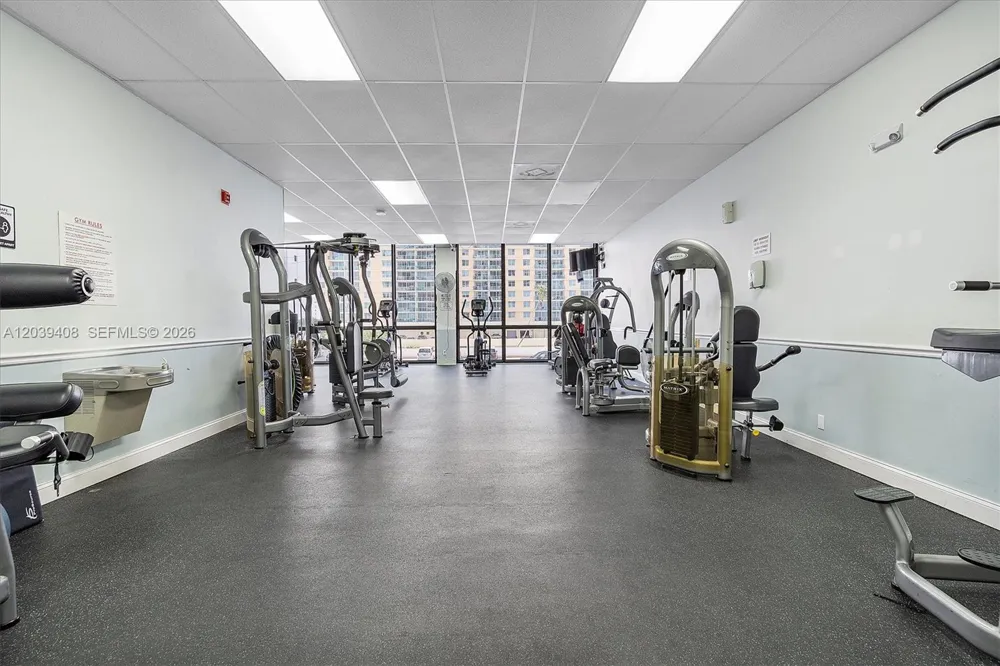 2301 S Ocean Dr #1406 Hollywood, FL 33019
