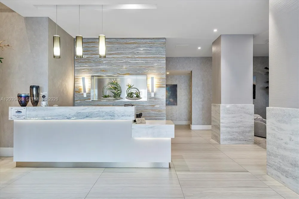 2301 S Ocean Dr #1406 Hollywood, FL 33019