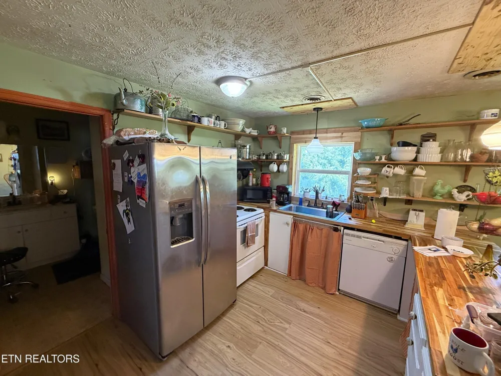 1040 Sturmhaben Way Newport, TN 37821
