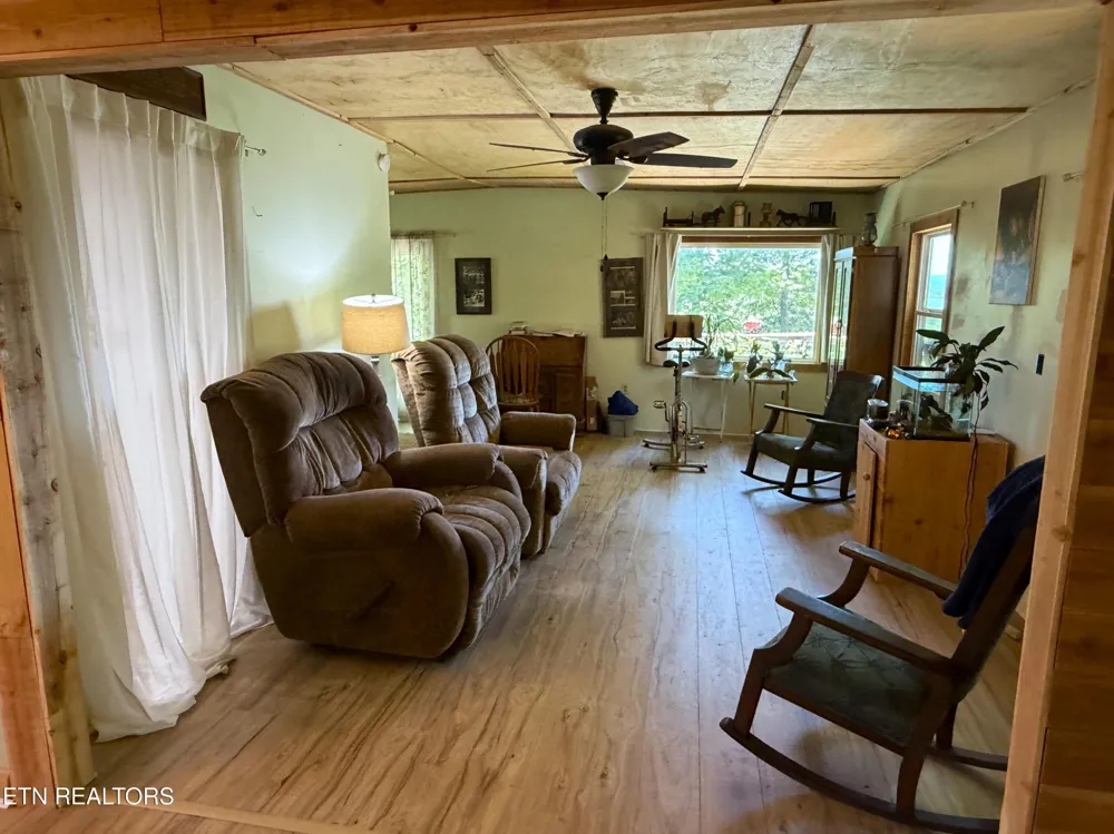 1040 Sturmhaben Way Newport, TN 37821