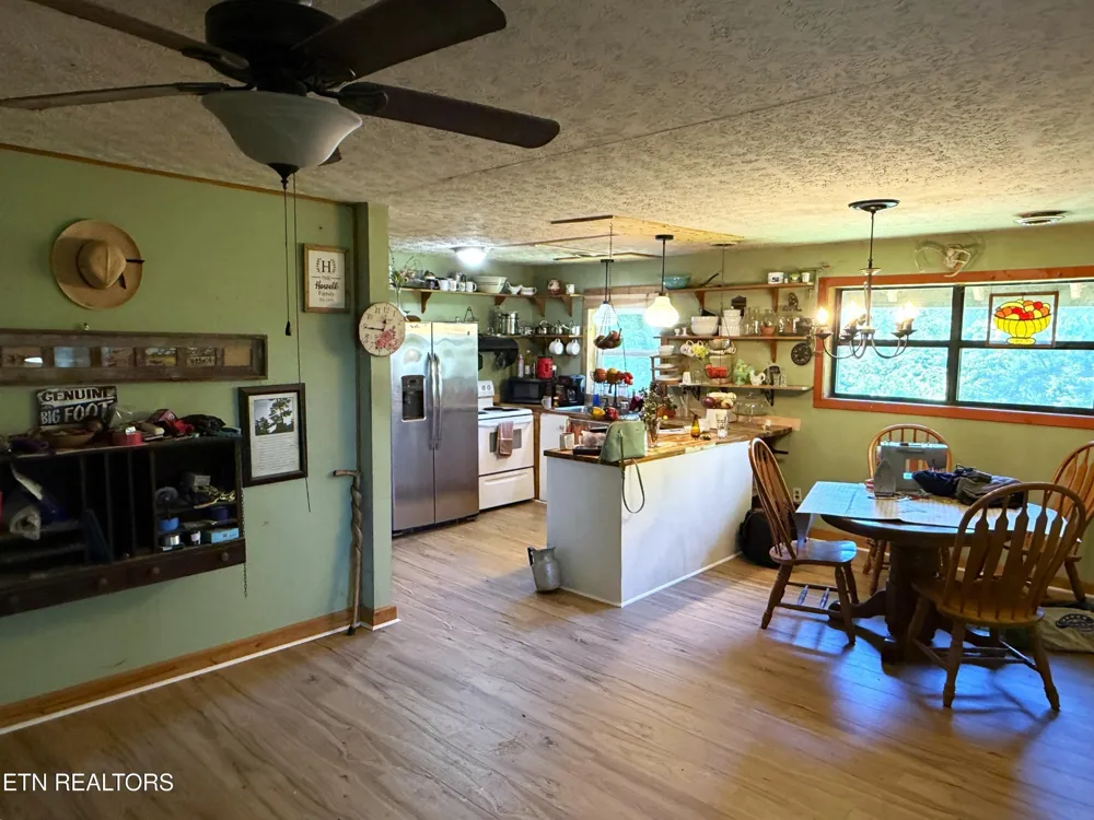 1040 Sturmhaben Way Newport, TN 37821