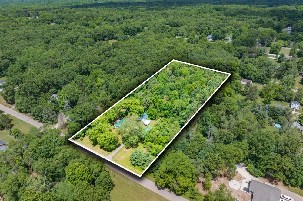 4445 Sassafras Lane Bedford Charter Township, MI 49017