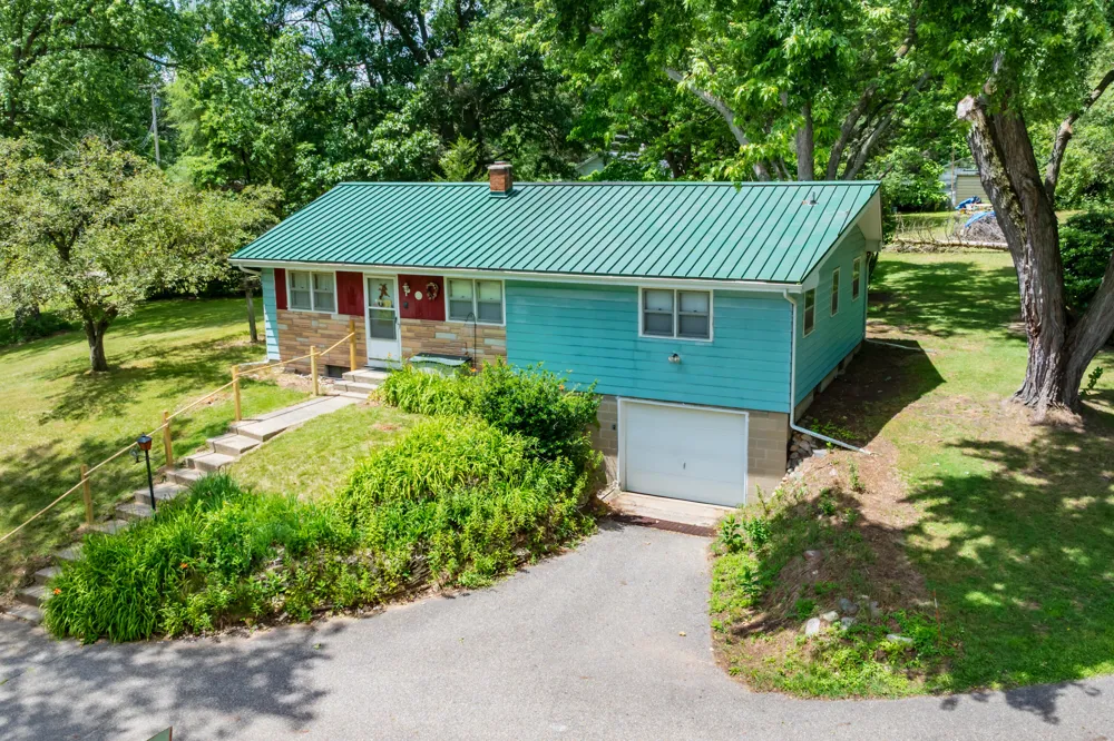 4445 Sassafras Lane Bedford Charter Township, MI 49017