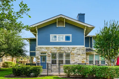 2930 Grand Oaks Loop #2101