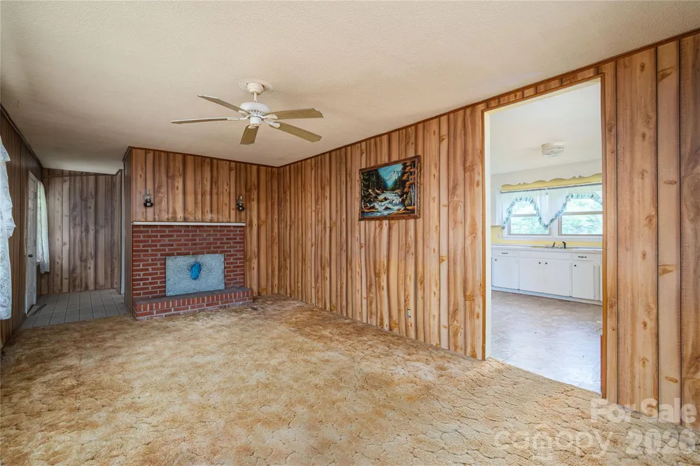 455 Huffman Road Blacksburg, SC 29702
