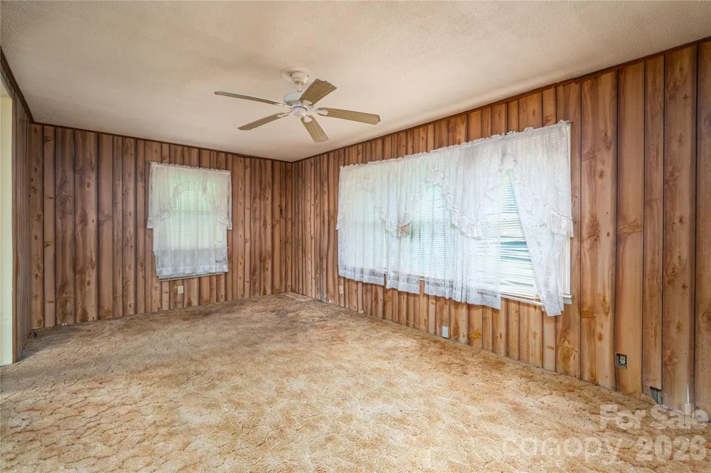 455 Huffman Road Blacksburg, SC 29702
