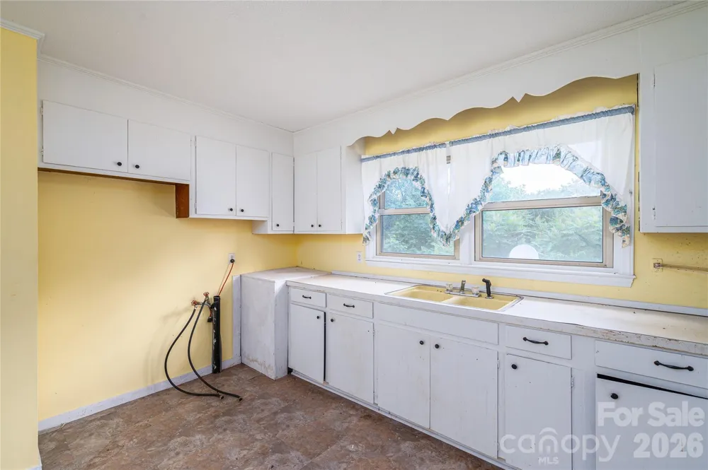 455 Huffman Road Blacksburg, SC 29702