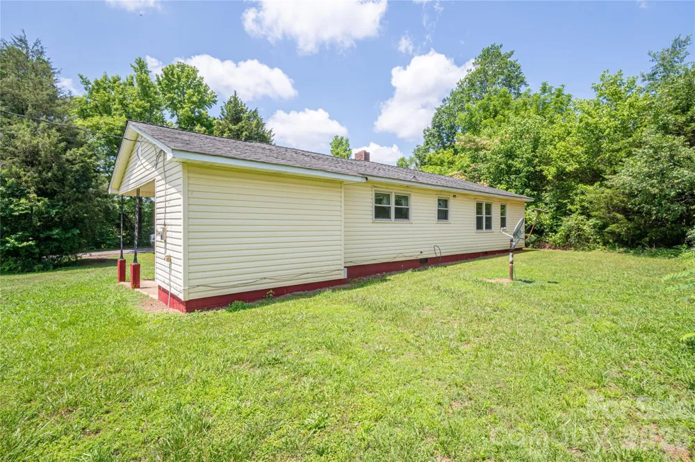 455 Huffman Road Blacksburg, SC 29702
