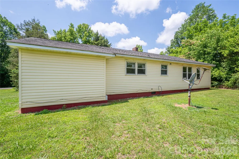 455 Huffman Road Blacksburg, SC 29702
