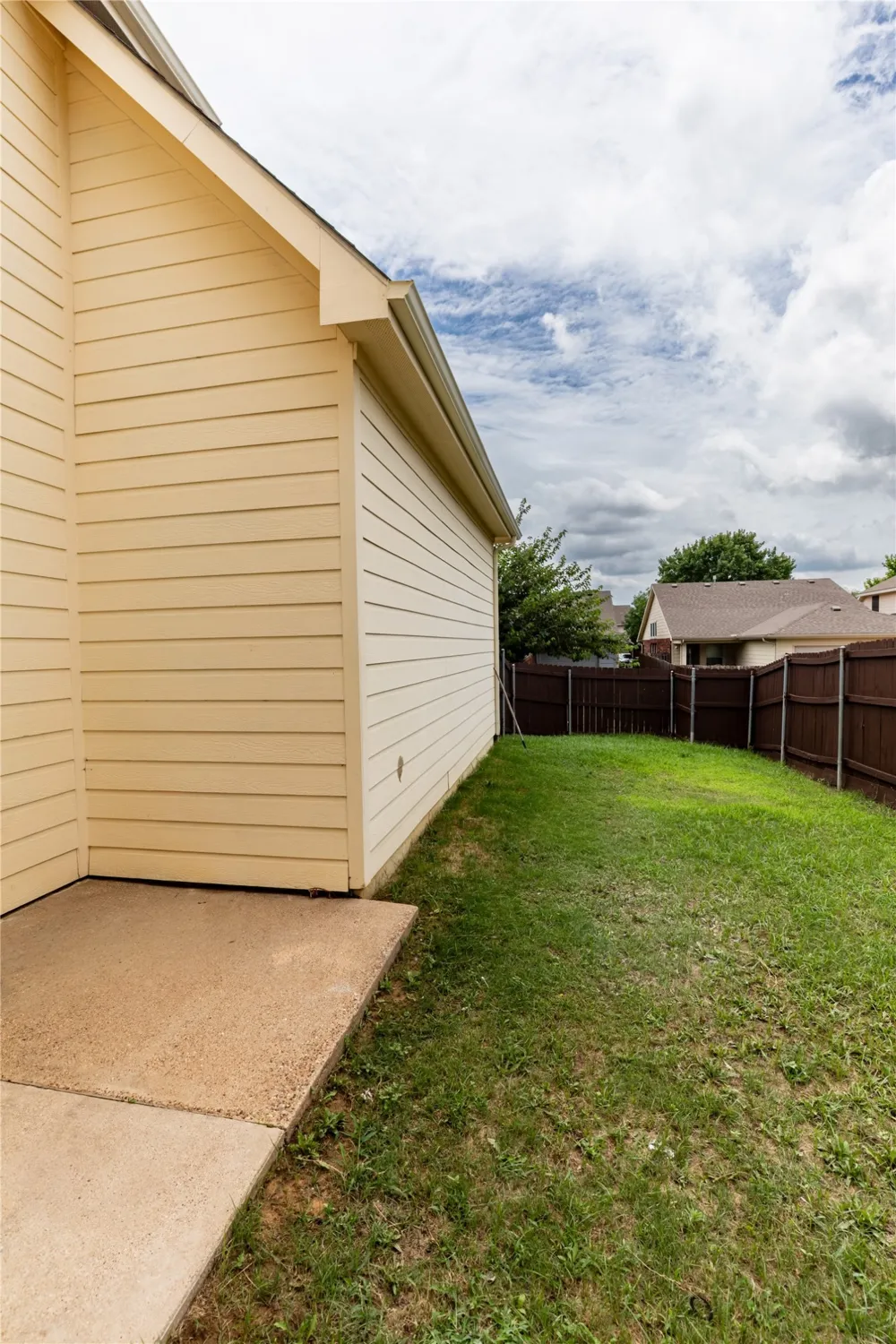 8836 Wayne Street Cross Roads, TX 76227