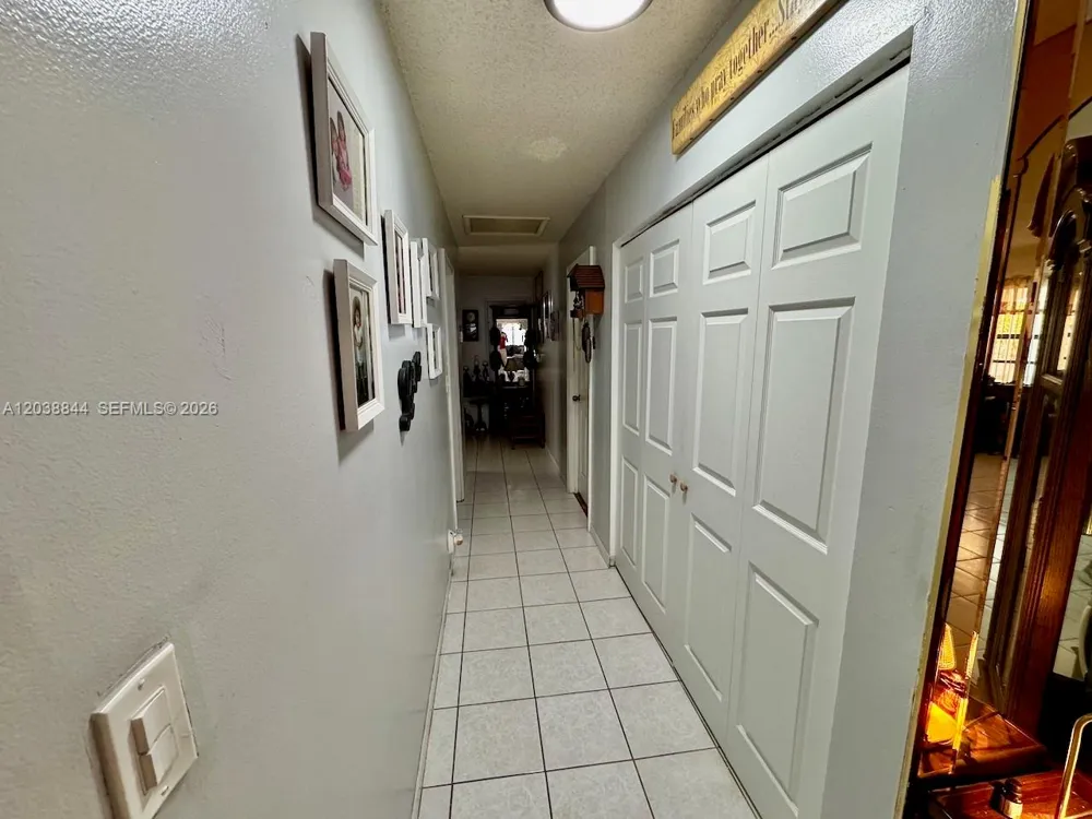 15940 NW 37th Pl Miami Gardens, FL 33054