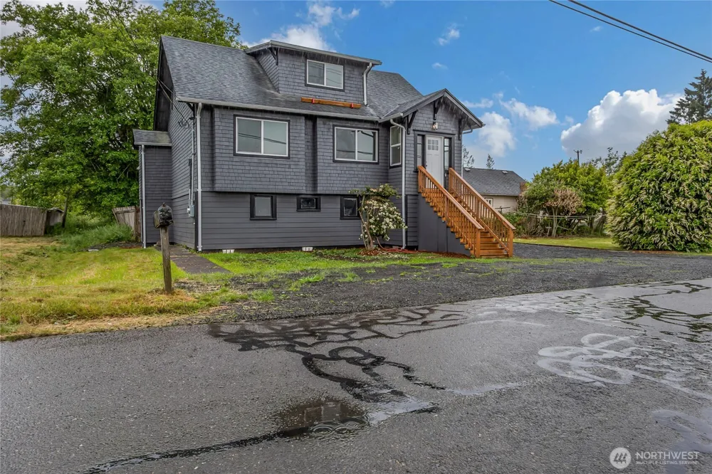 307 S Exchange Street Aberdeen, WA 98520