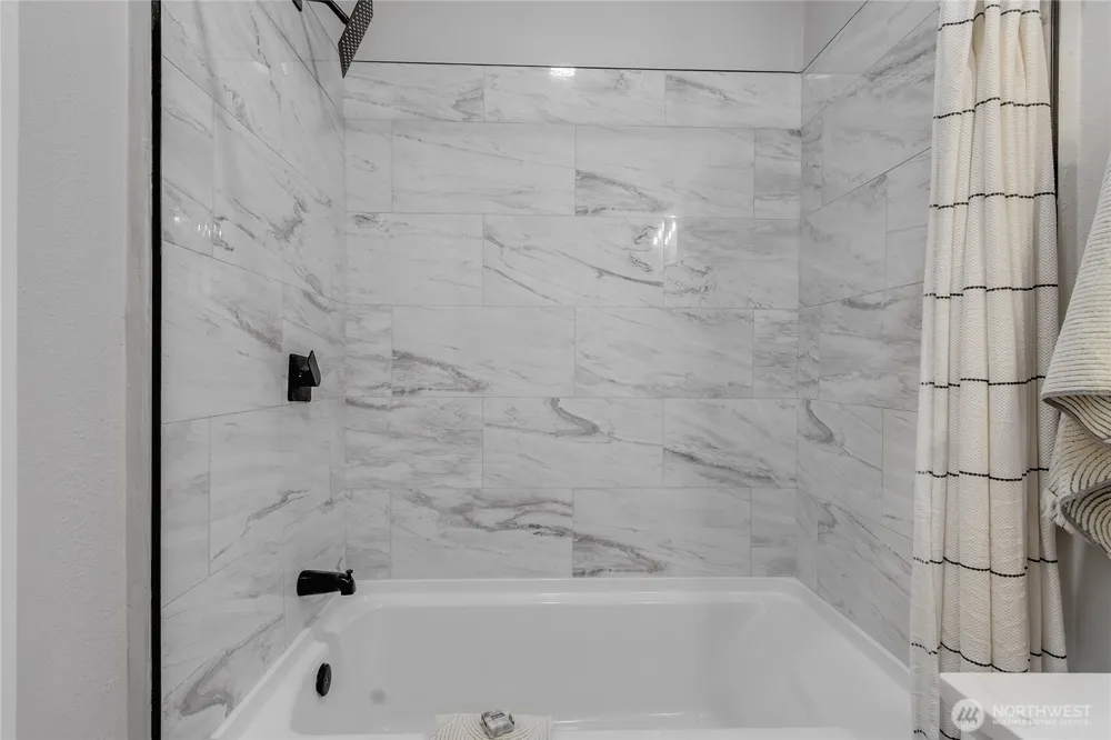307 S Exchange Street Aberdeen, WA 98520