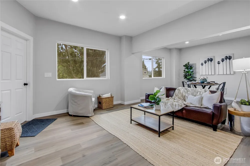 307 S Exchange Street Aberdeen, WA 98520