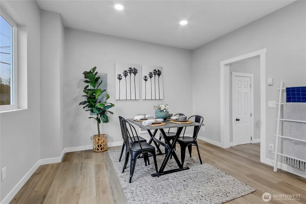 307 S Exchange Street Aberdeen, WA 98520