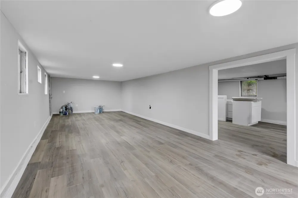 307 S Exchange Street Aberdeen, WA 98520