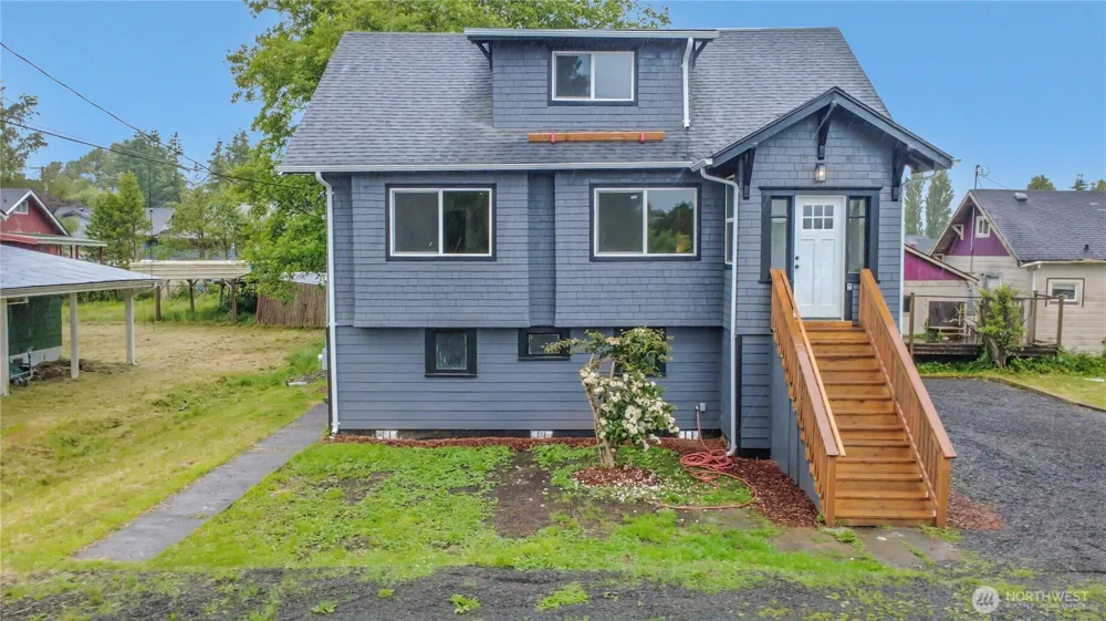 307 S Exchange Street Aberdeen, WA 98520