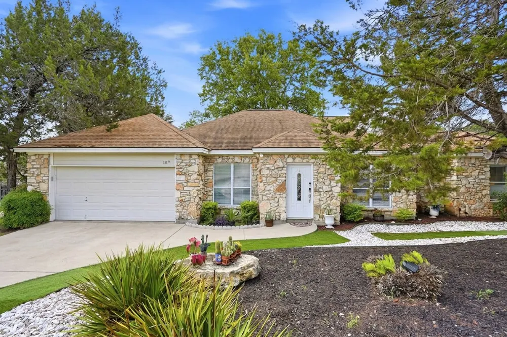 267 Mooring Circle Lakeway, TX 78734