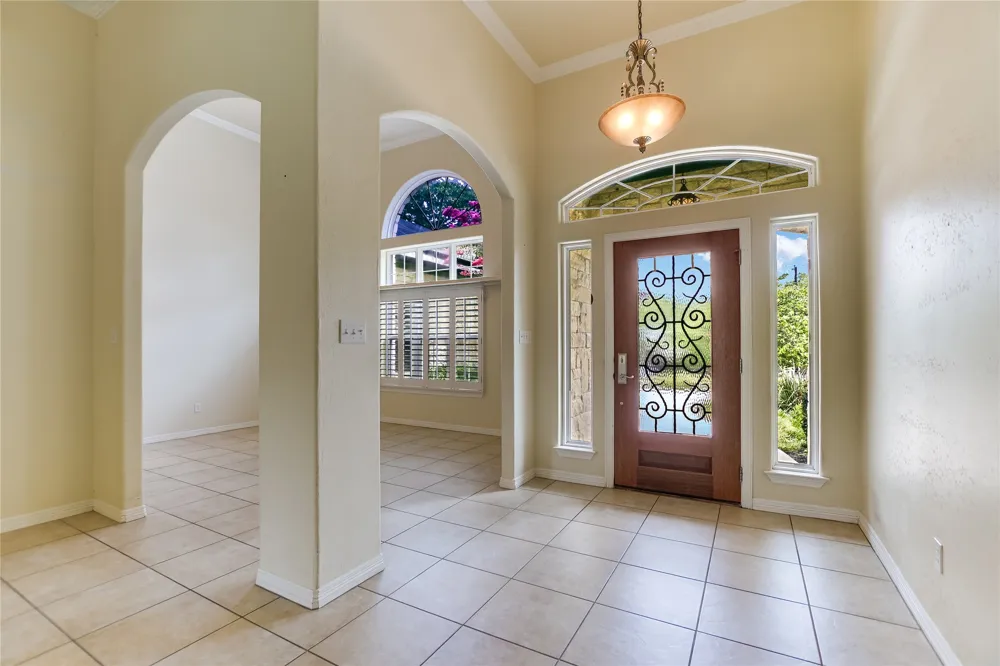 1002 Madison Circle Marble Falls, TX 78654