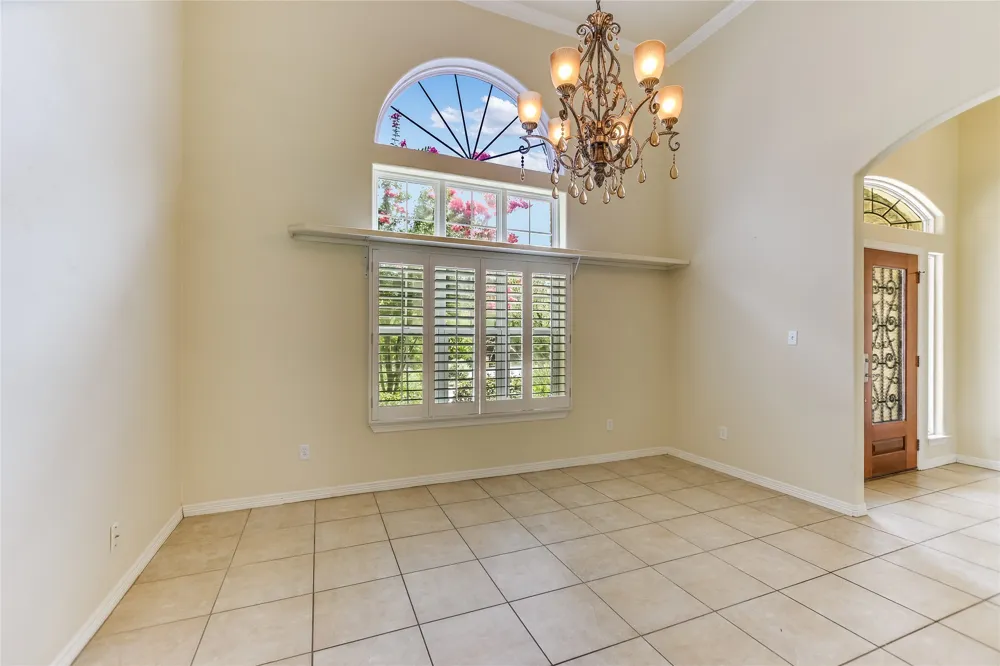 1002 Madison Circle Marble Falls, TX 78654