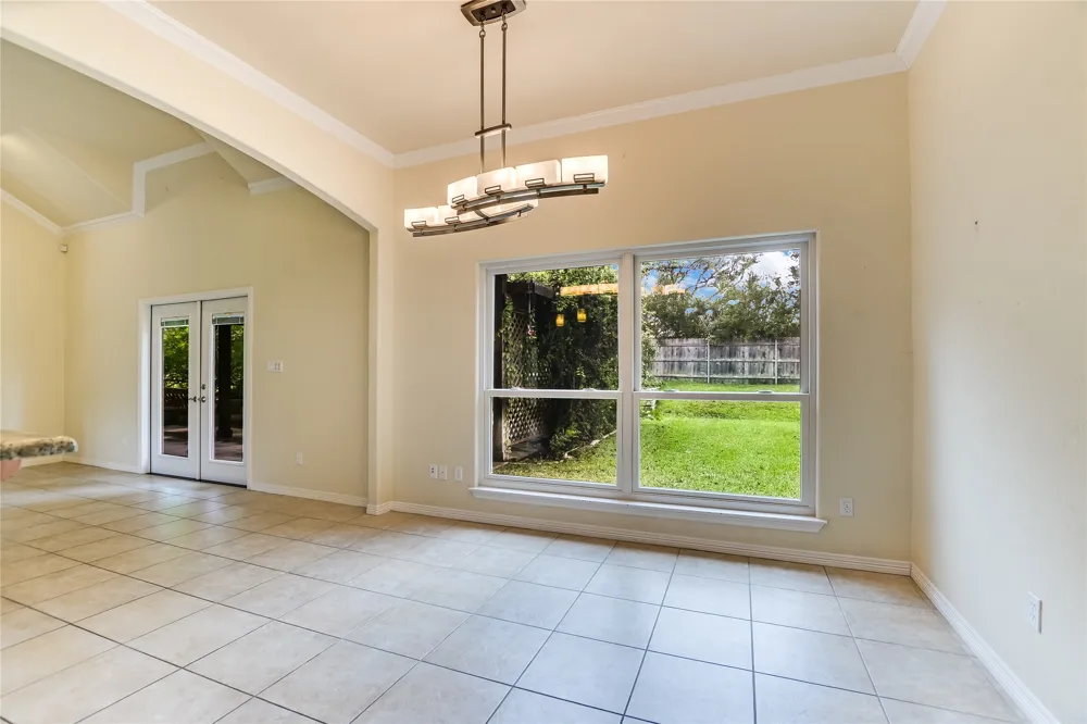 1002 Madison Circle Marble Falls, TX 78654