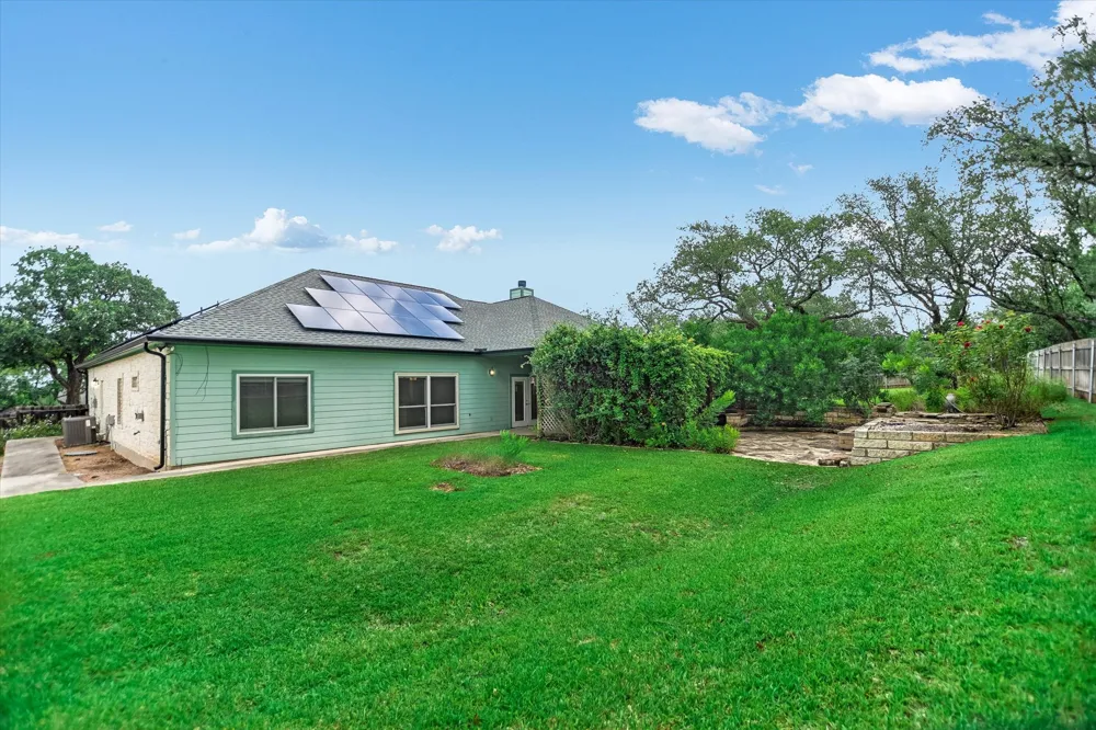 1002 Madison Circle Marble Falls, TX 78654