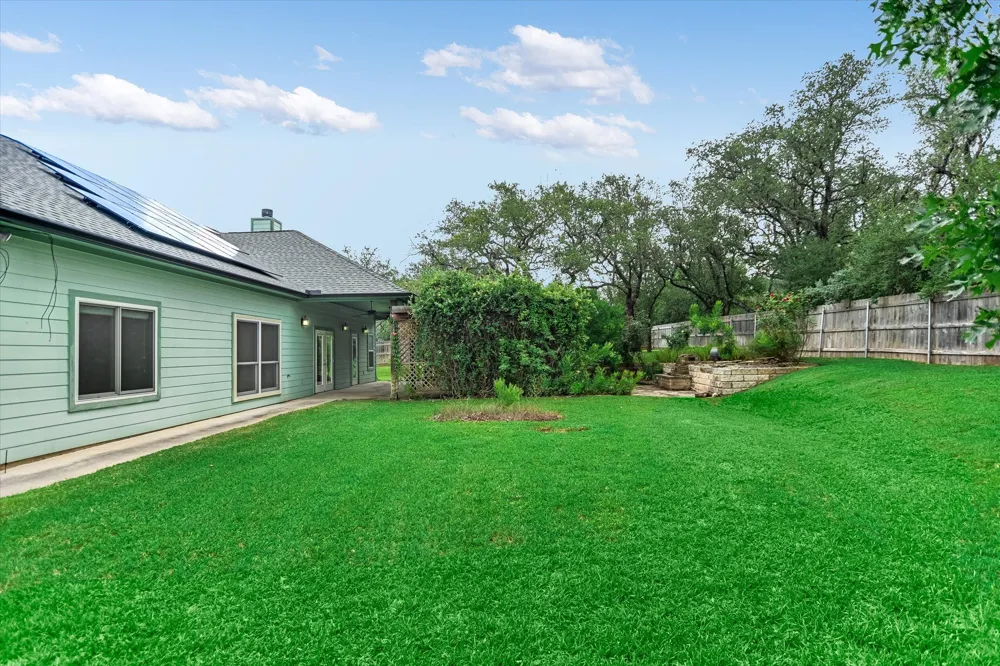 1002 Madison Circle Marble Falls, TX 78654