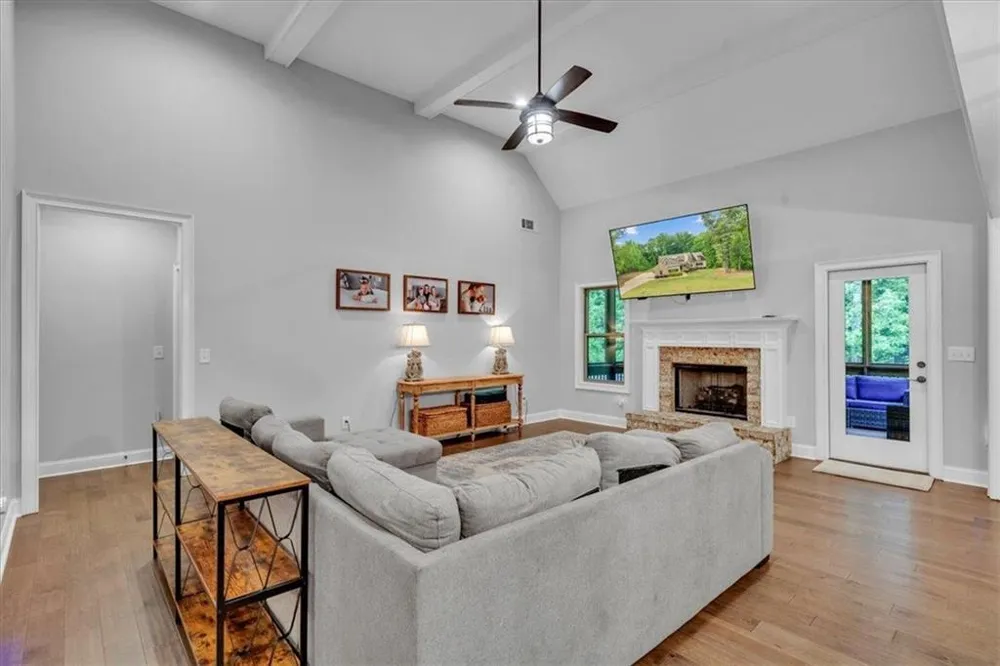 103 Heights Avenue Forsyth, GA 31029