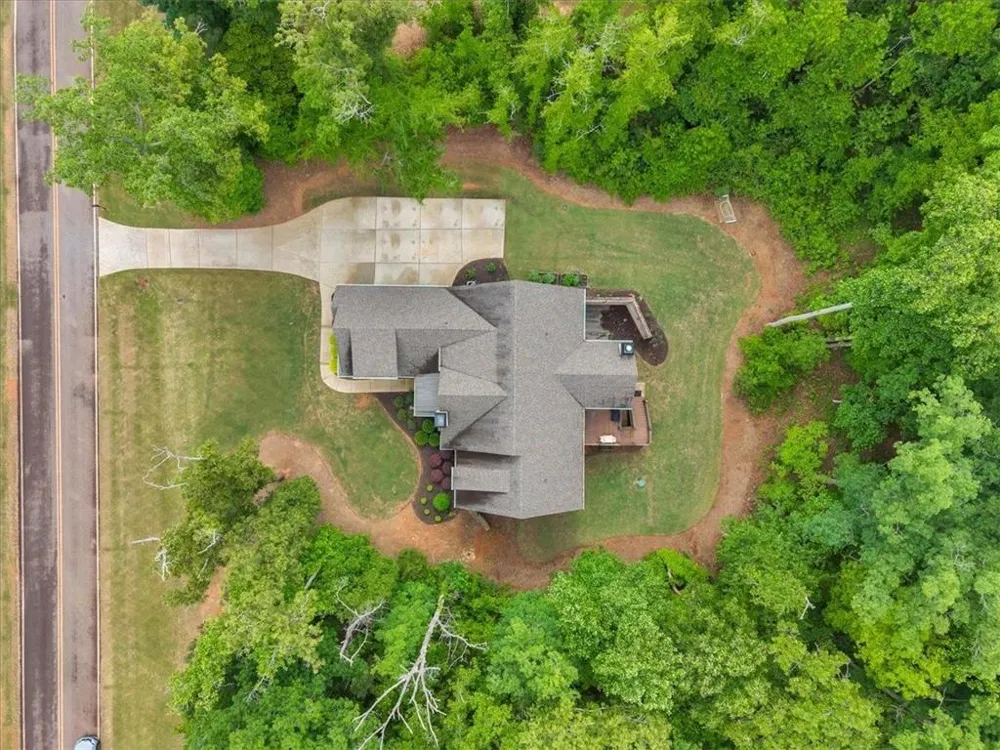 103 Heights Avenue Forsyth, GA 31029
