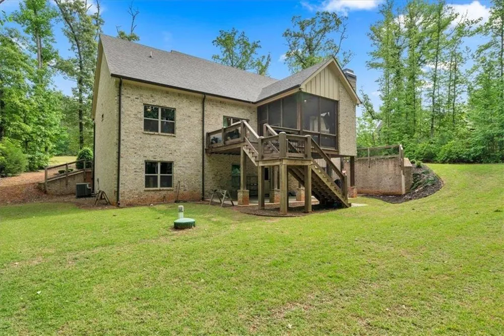 103 Heights Avenue Forsyth, GA 31029