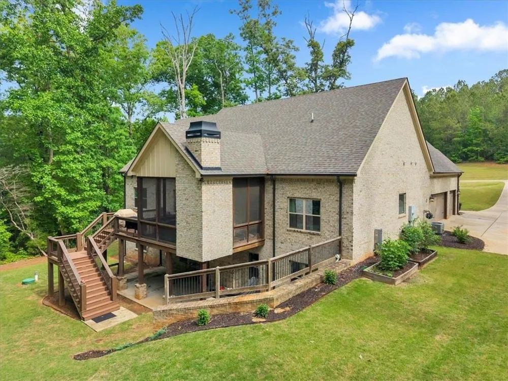 103 Heights Avenue Forsyth, GA 31029
