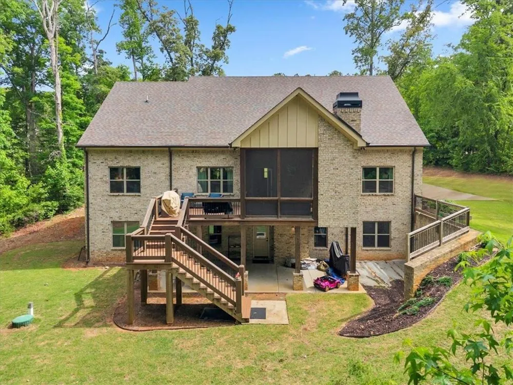 103 Heights Avenue Forsyth, GA 31029