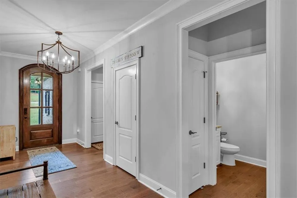 103 Heights Avenue Forsyth, GA 31029